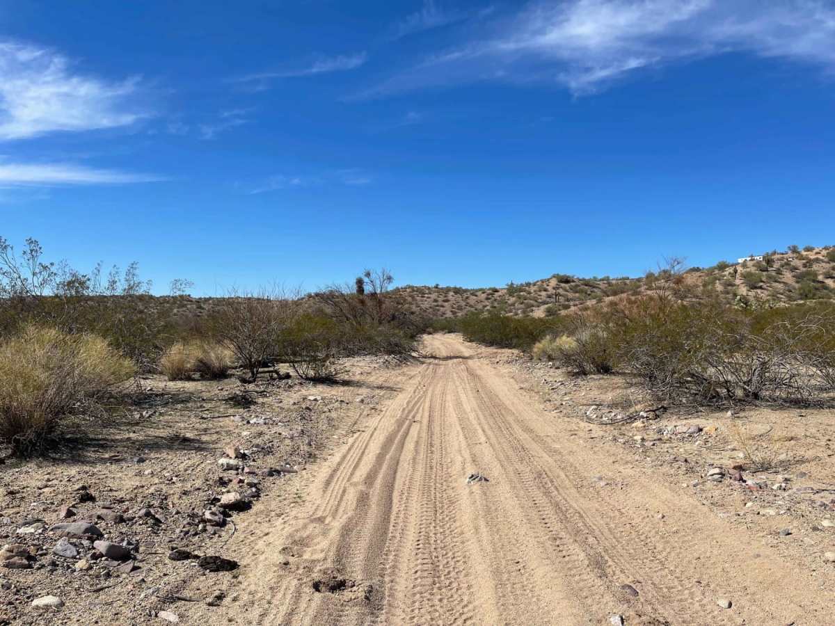 AZ Peace Trail Cutover to Tres Amigos Waterfall Trailhead photo 4