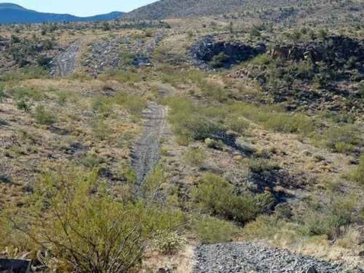 Hualapai Foothills photo 5