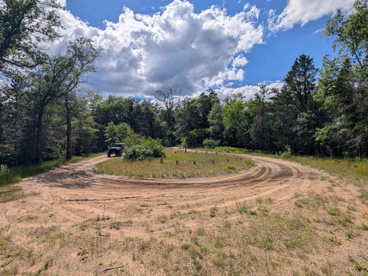 O'Brien Lake Road - FS 4061 photo 2