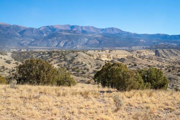 Henry Mountain Road
