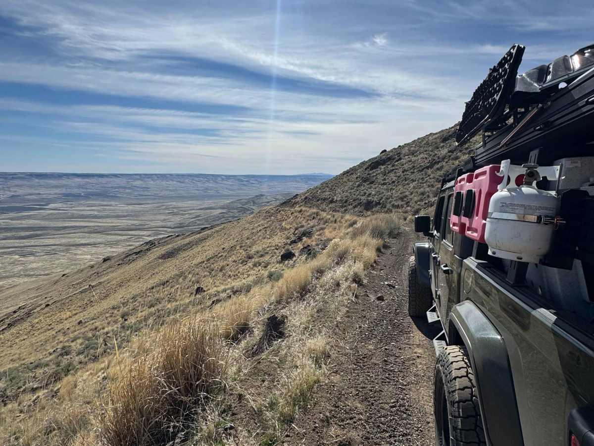 Blue Mountain trail photo