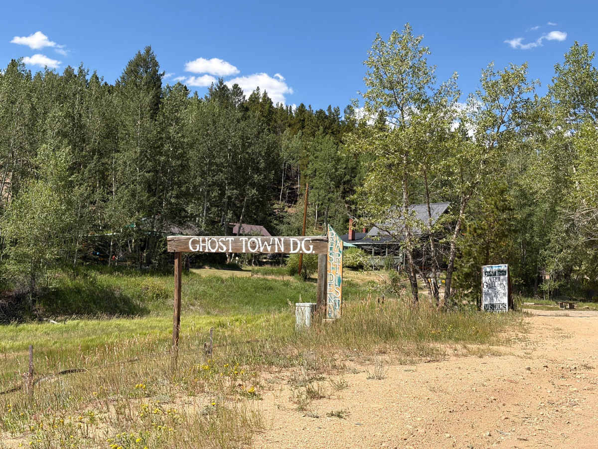 Upper Russell Gulch Road trail photo