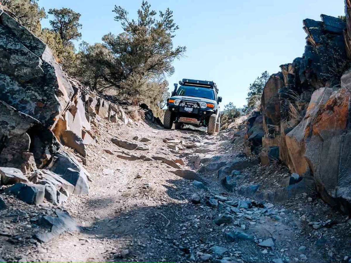 Mazourka Canyon trail photo