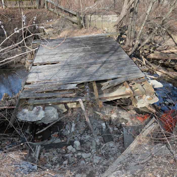 Near Walnutport Canal Spur Trail