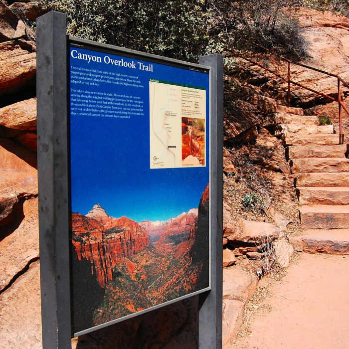 Near Canyon Overlook Trail