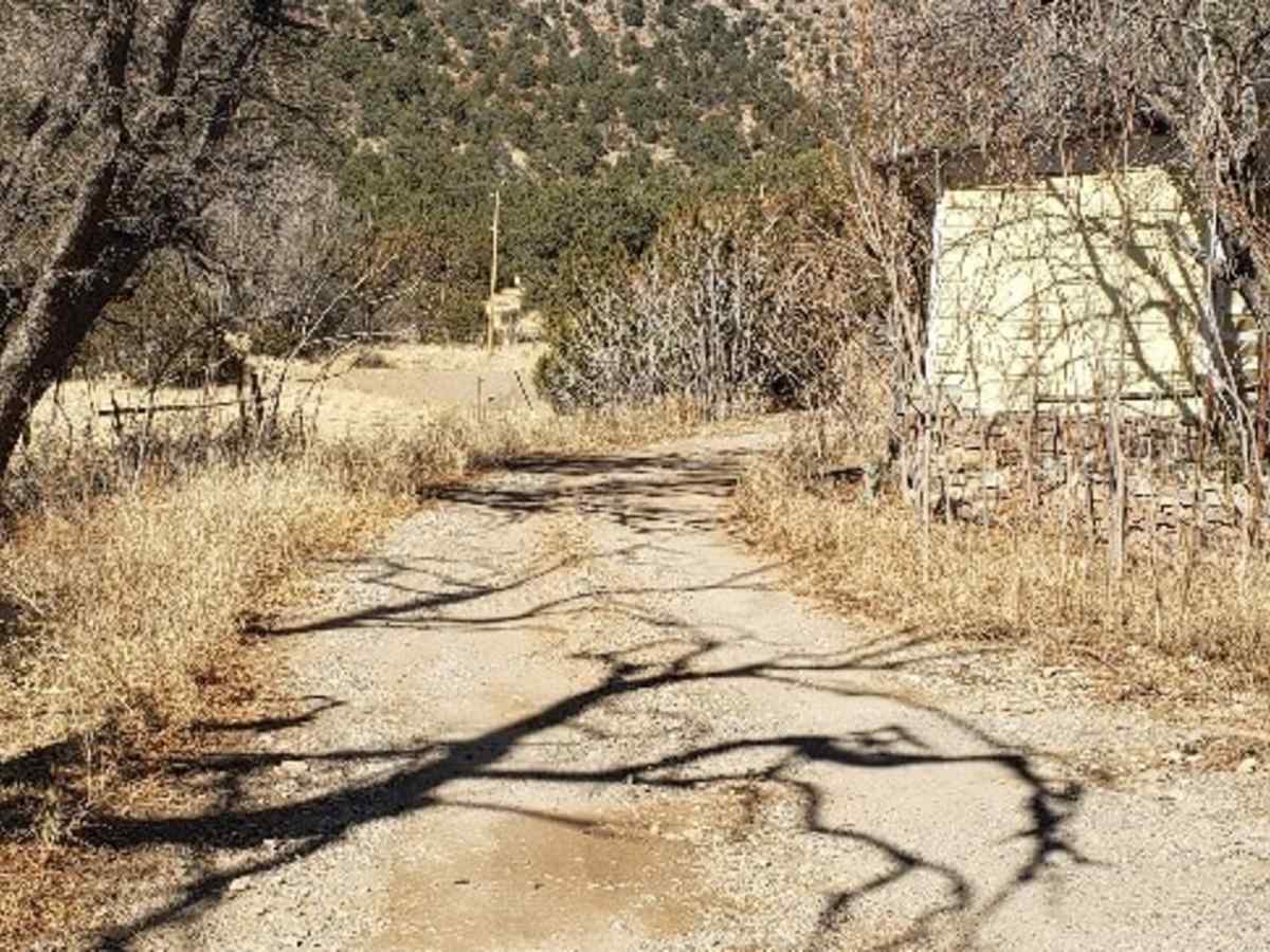 Laborcita Canyon photo 6
