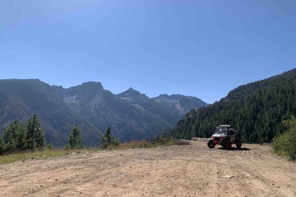 Bear Creek Overlook Trail