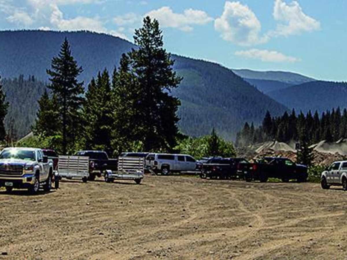 Georgia Pass trail photo