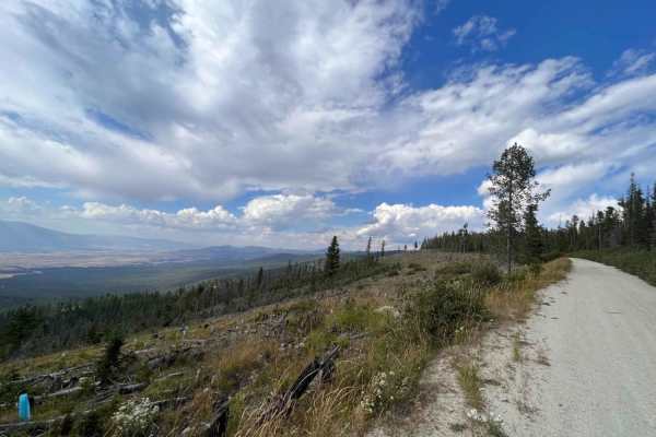 Upper Skyline to Cinnabar Saddle