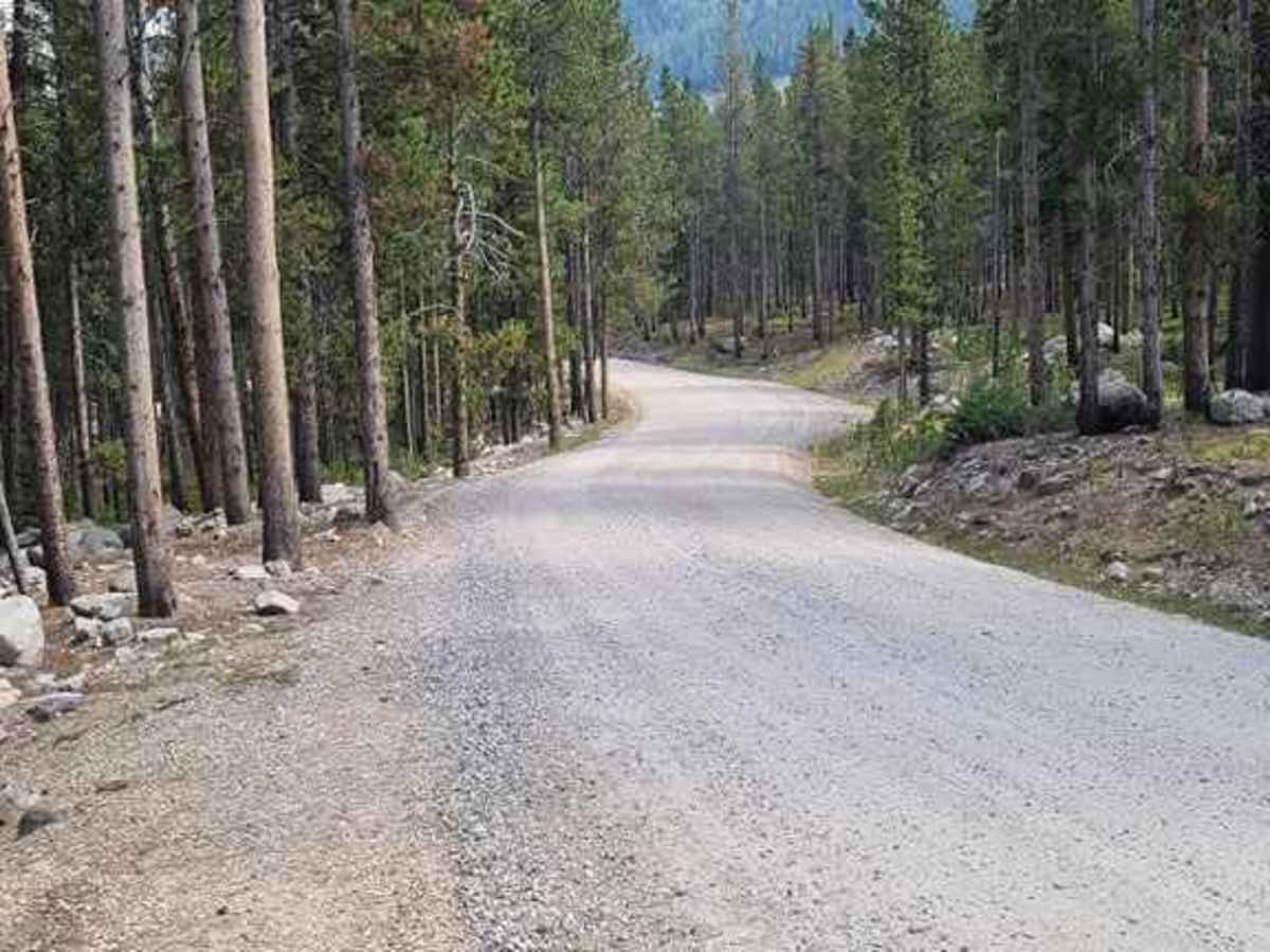 Main Fork Rock Creek photo 5