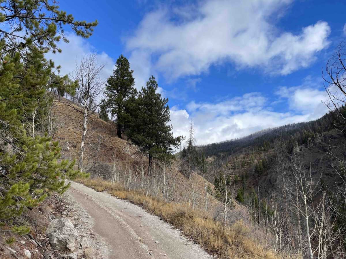East Basin trail photo