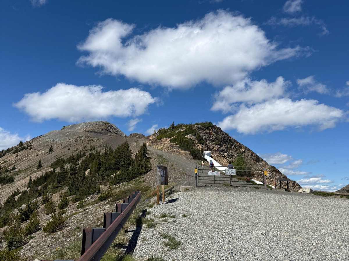 Slate Peak Road trail photo