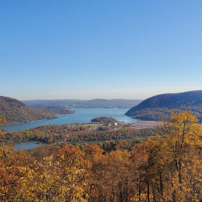 Near Bear Mountain Loop