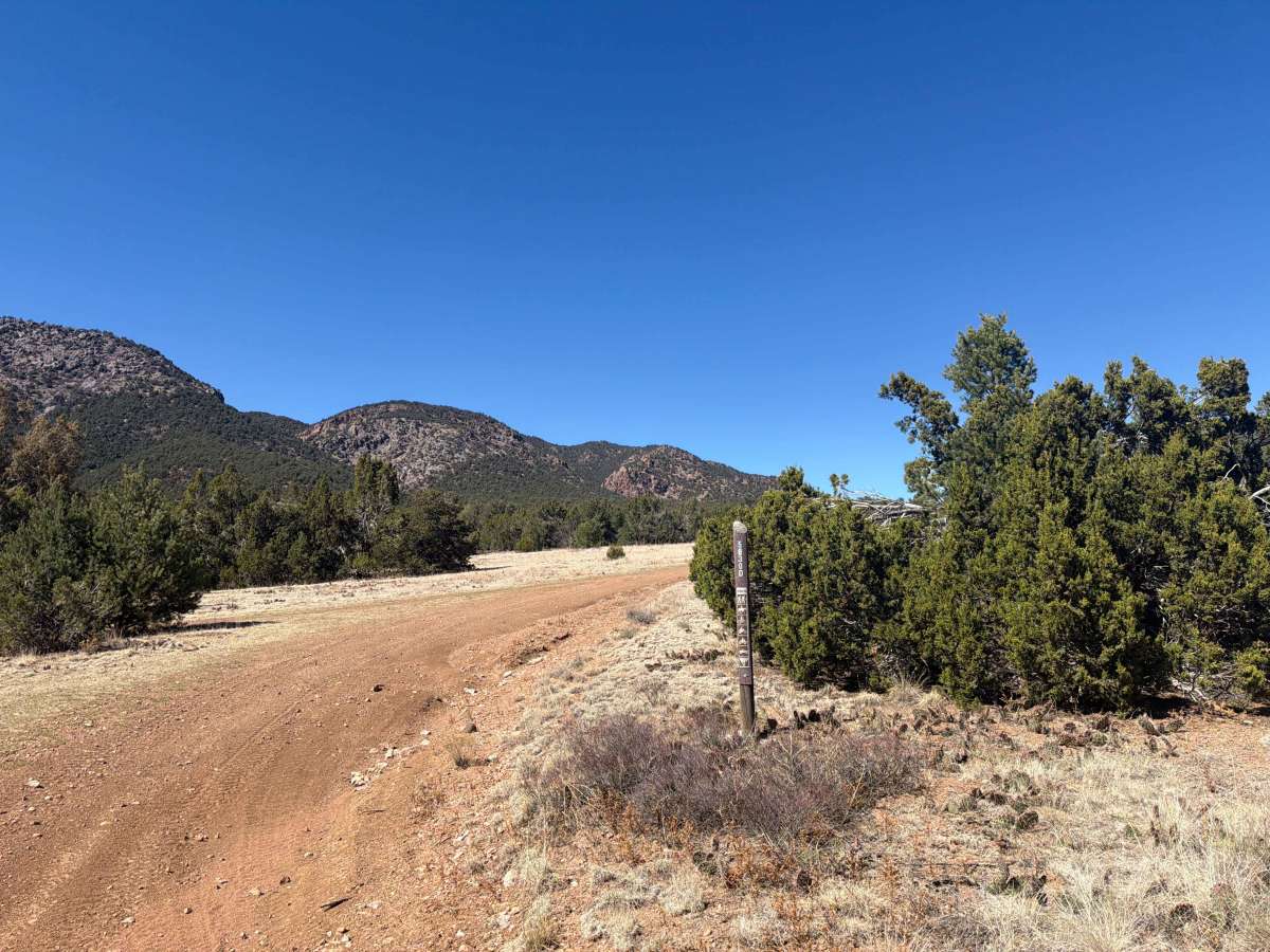 BLM 5830D trail photo