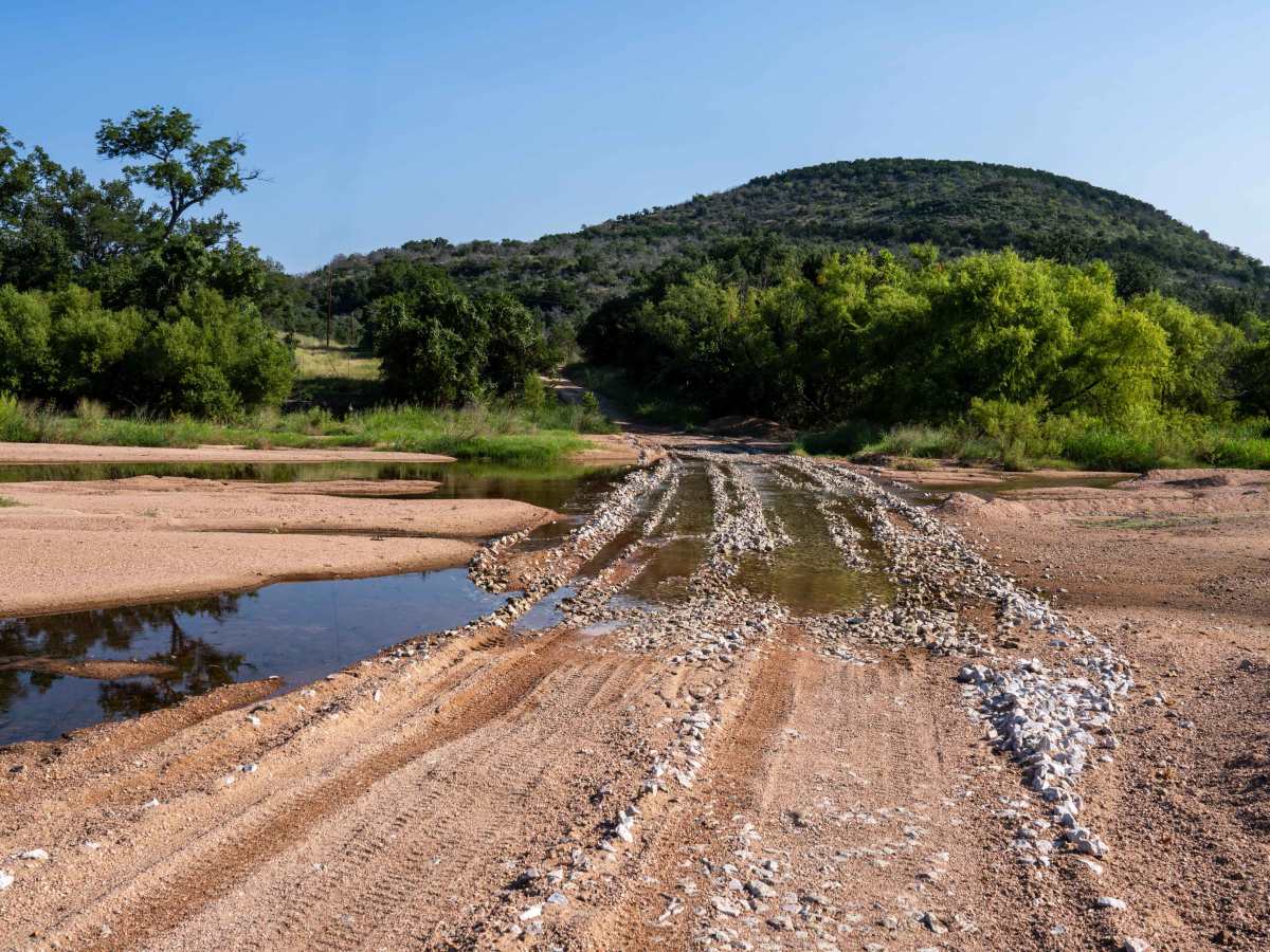 Sandy Creek Crossing trail photo