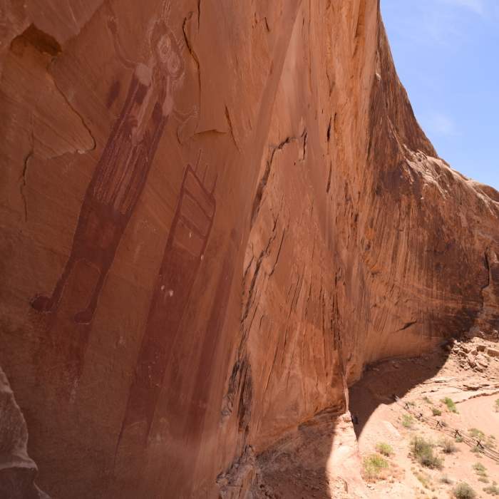 Near Black Dragon Pictograph Route