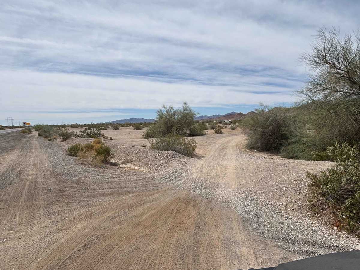 Old Yuma Road North trail photo
