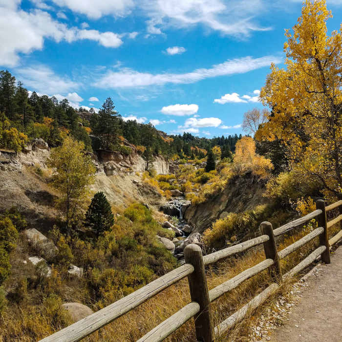 Near Castlewood Canyon - Rimrock to Creek Bottom Loop