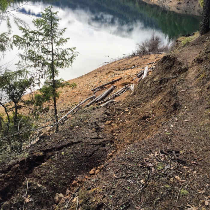 Near Da-Ku-Be-Te-De Trail #940