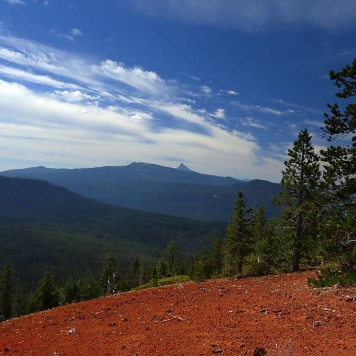 Near Tenas Peak Loop
