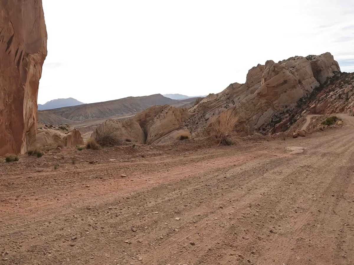 Burr Trail Switchbacks photo 2