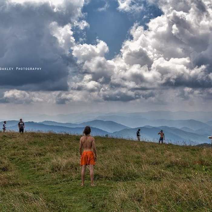Depending on the wind, it's also a great place to throw a frisbee. Near Lemon Gap to Max Patch