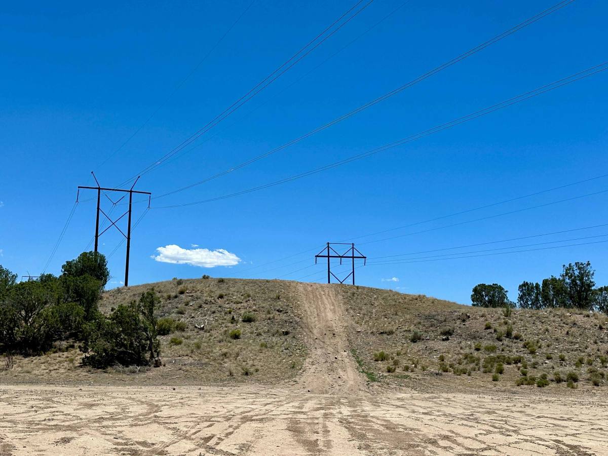 Little Hill trail photo