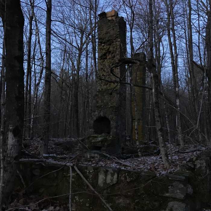 Double Chimney. Near Sunapee - Ragged - Kearsarge Greenway: Section 10