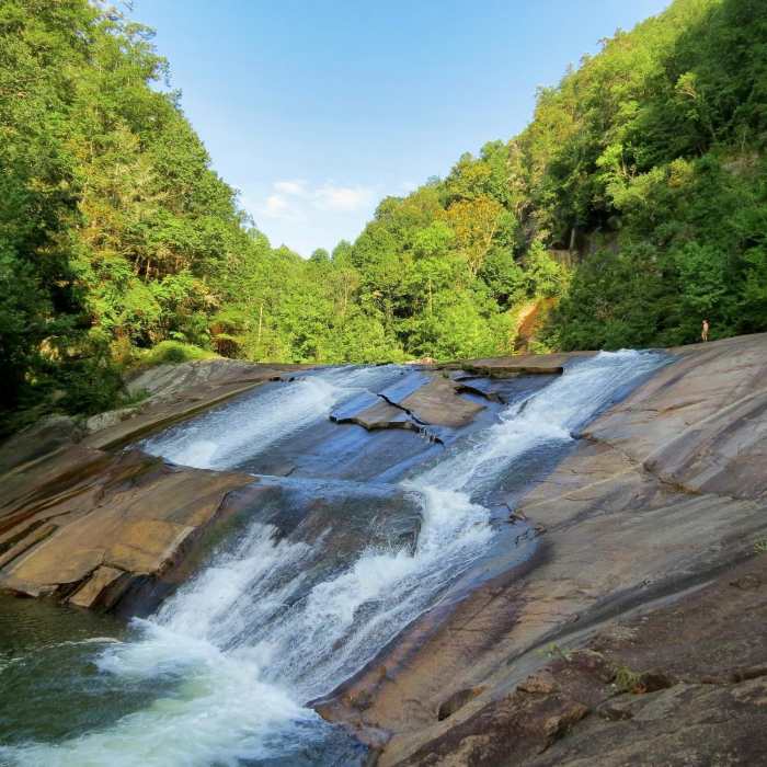 Near Bridal Veil Falls