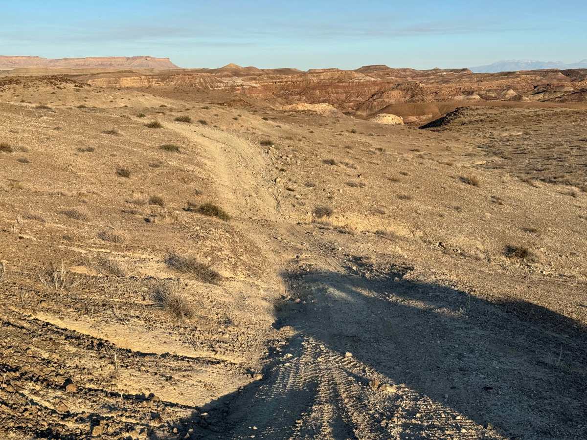 Green River Overlook trail photo