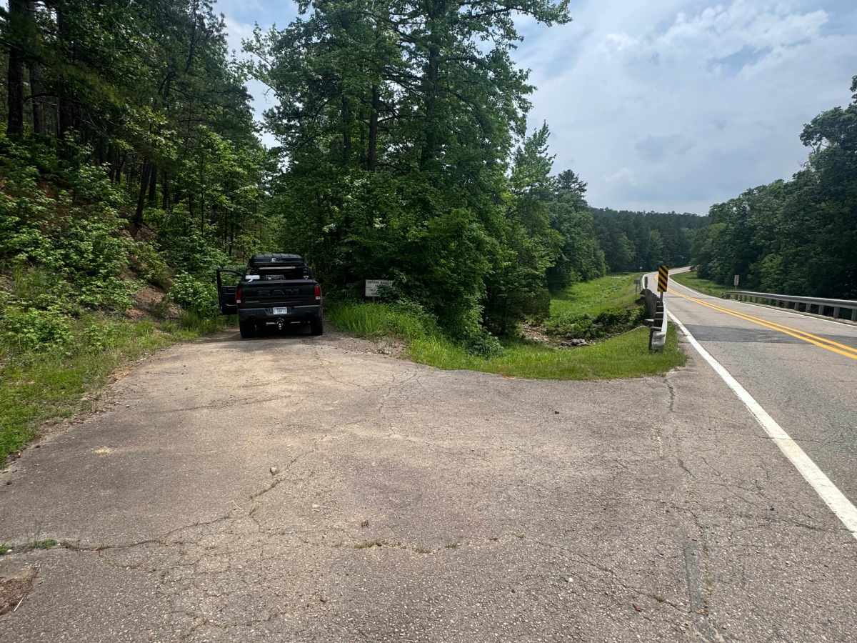 Oak Mountain Road photo 3