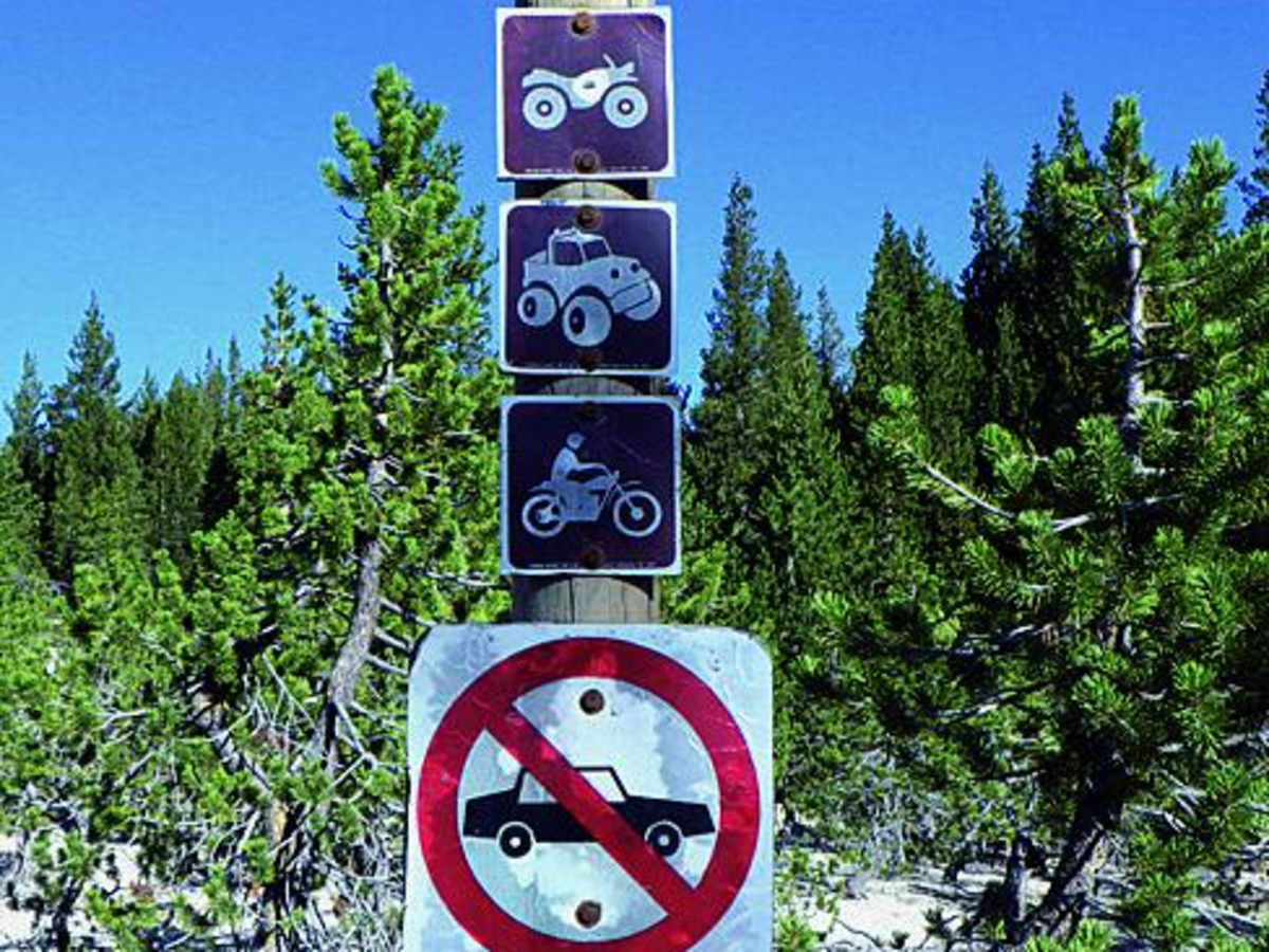 Deadman Pass trail photo