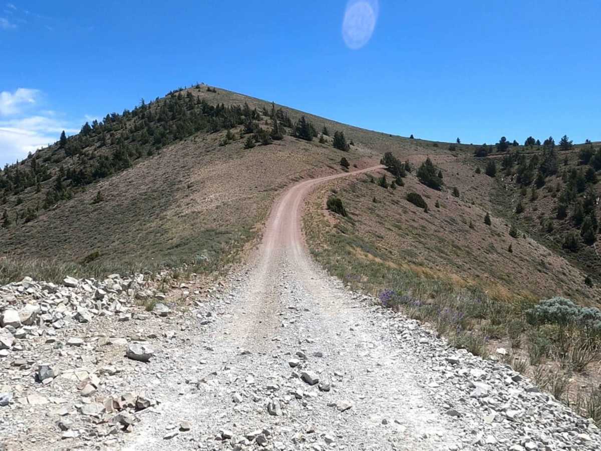Big Southern Butte trail photo