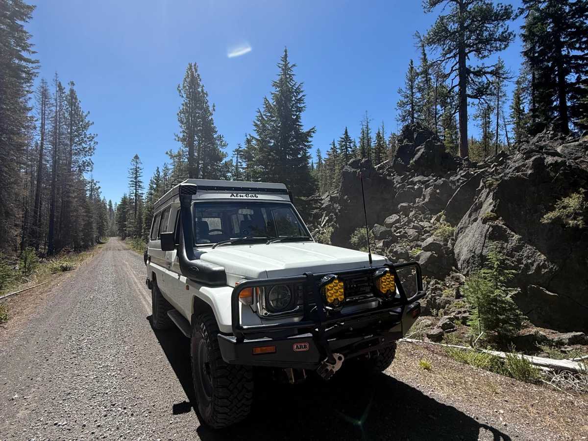Siah Butte Road trail photo