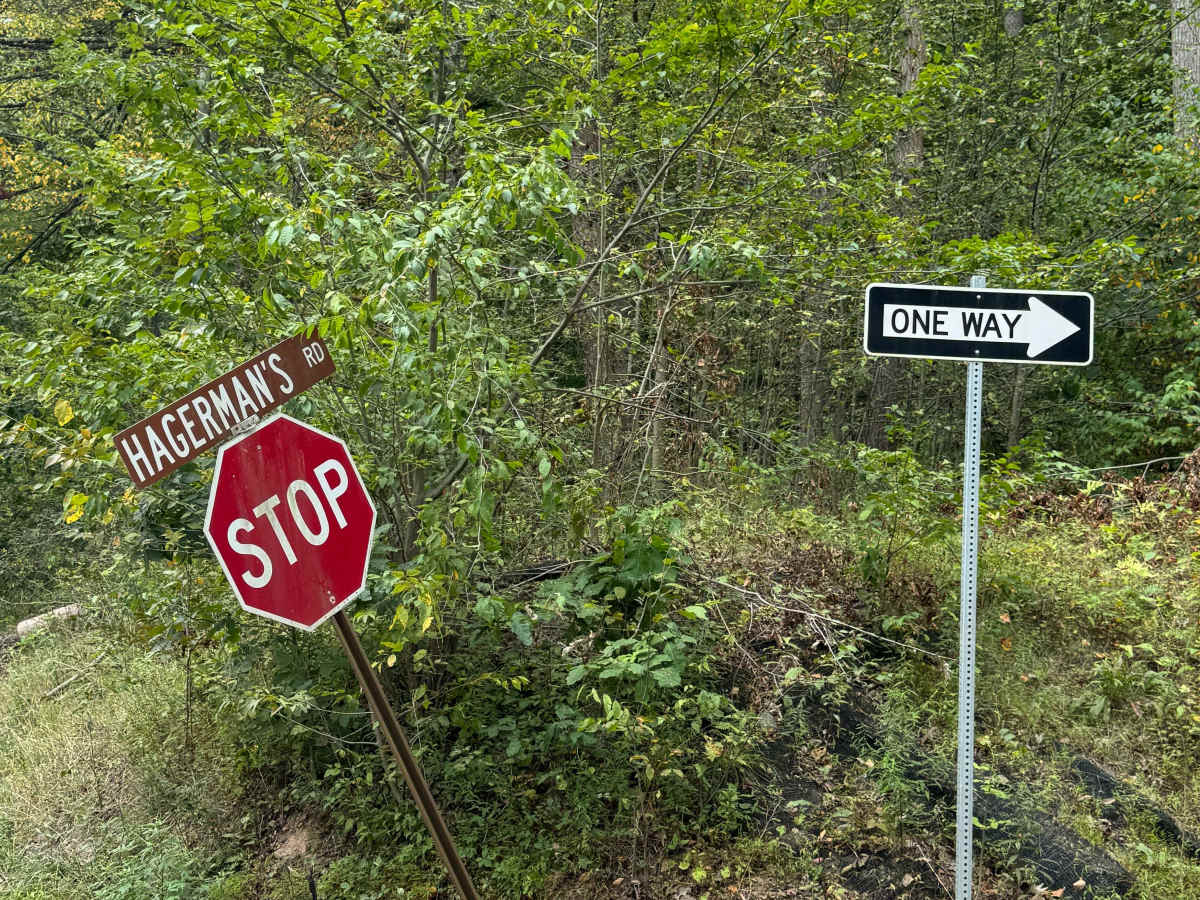 Hagerman Run Road trail photo