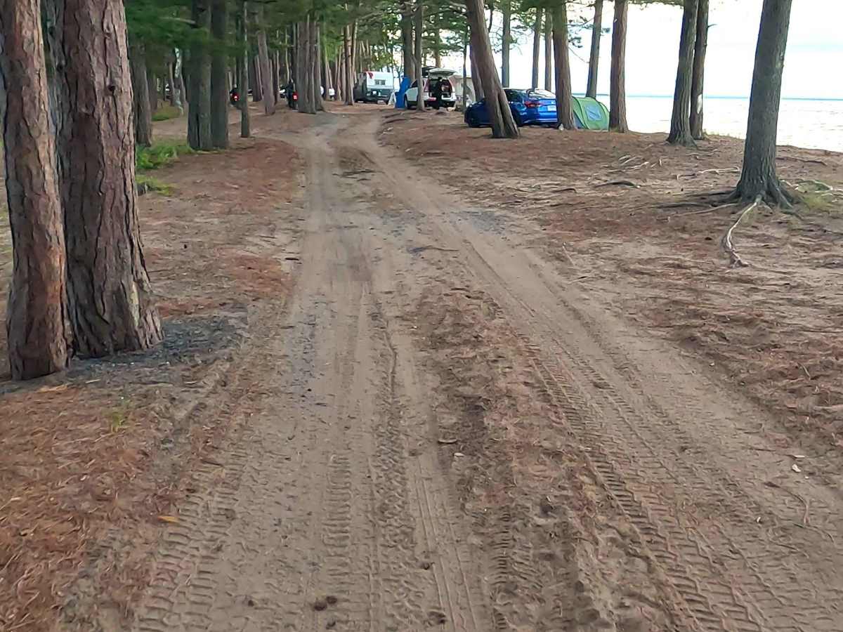 Huron Road photo 2