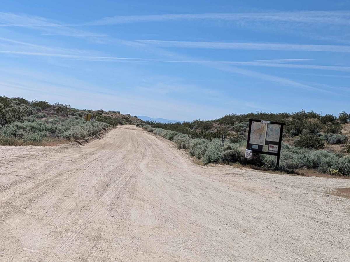 BLM LA2 Highway 178 South trail photo