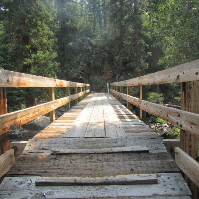 Near Crows Nest Lookout Trail