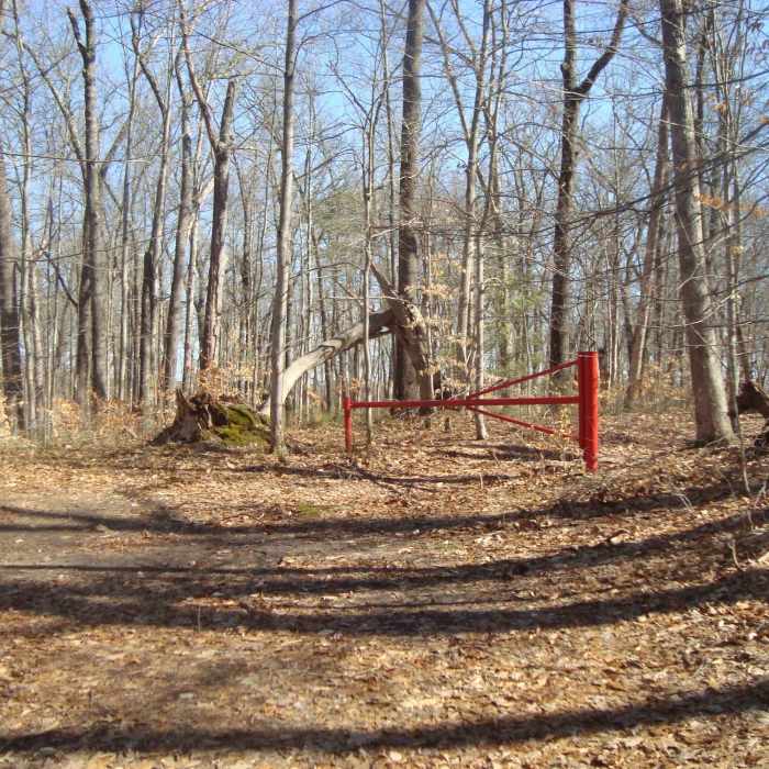 Crooked Lake Loop Trail parking lot and entrance Near Crooked Lake Loop Trail