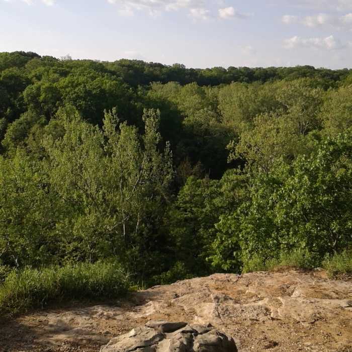 This is the largest of the several overlooks on this stretch. Near Shooting Star Trailhead Loop