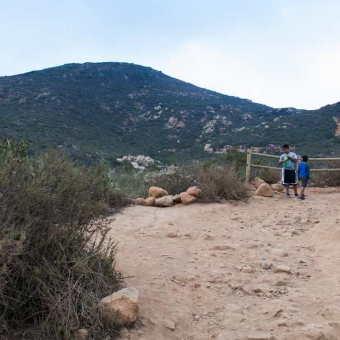 Near Cowles Mountain, Golfcrest Drive Trailhead