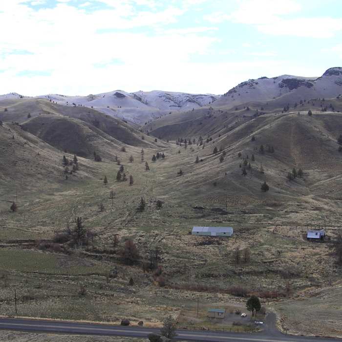 Near Spring Basin via Pine Creek Ranch