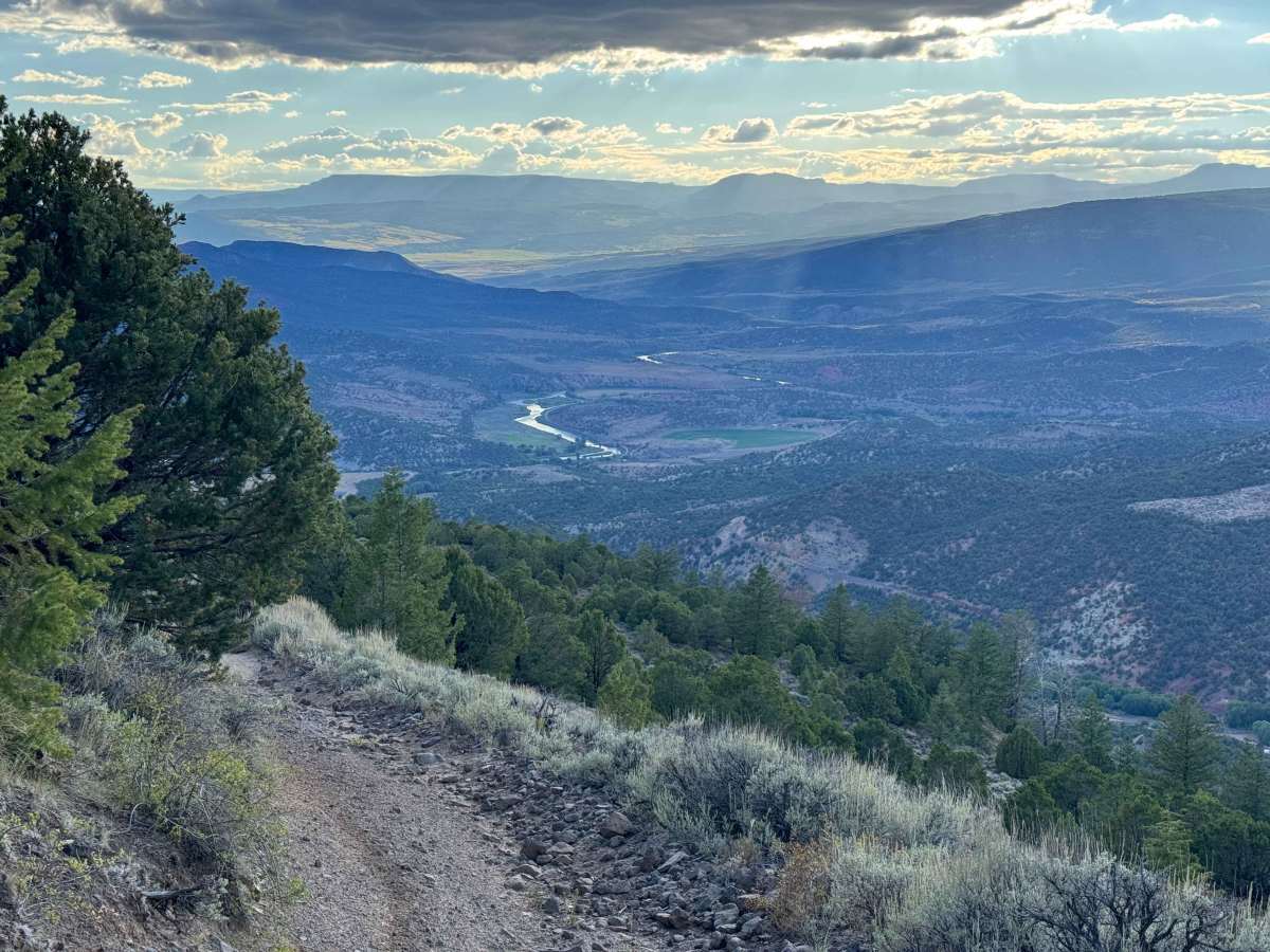 Split Trough Spring Road trail photo