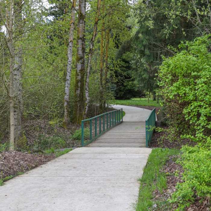 Near Columbia Children's Arboretum Trail