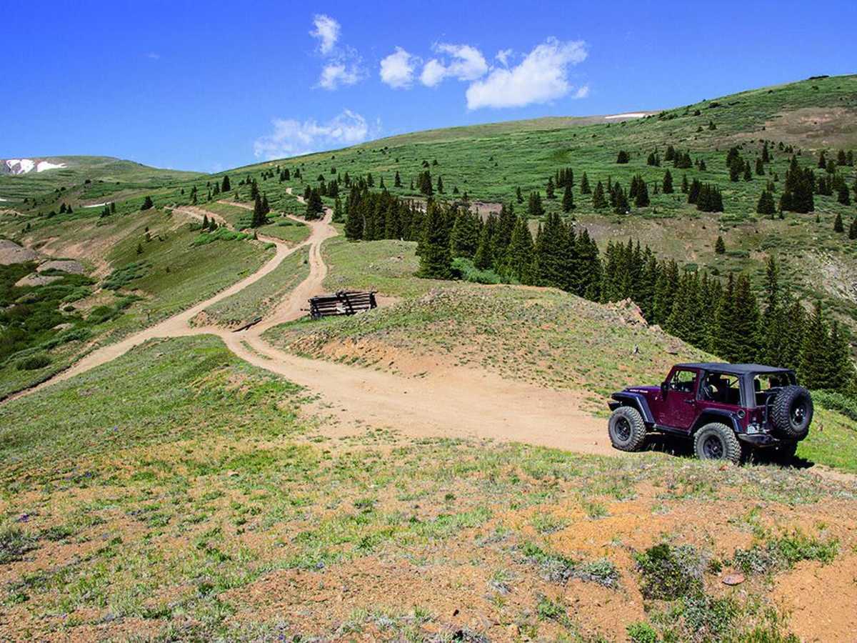 Lost Canyon trail photo