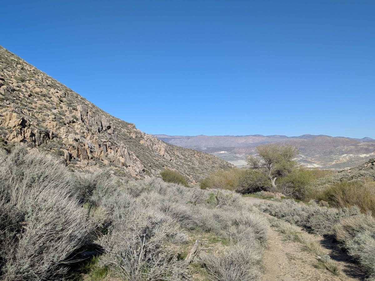 Haiwee Canyon Road - BLM SE776 photo 4