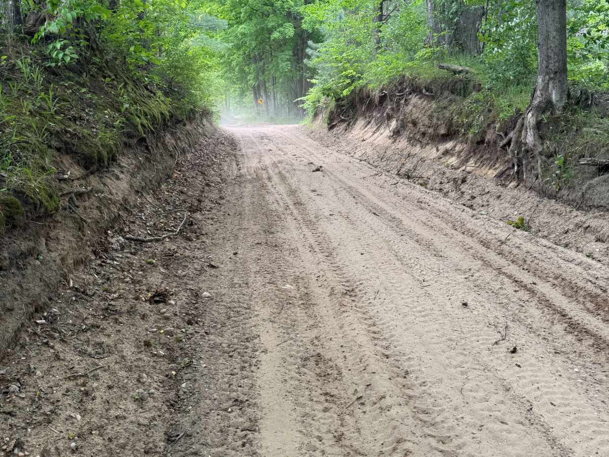 Roots Lake Trail photo 5