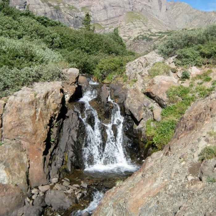 Near South Colony Lake Approach