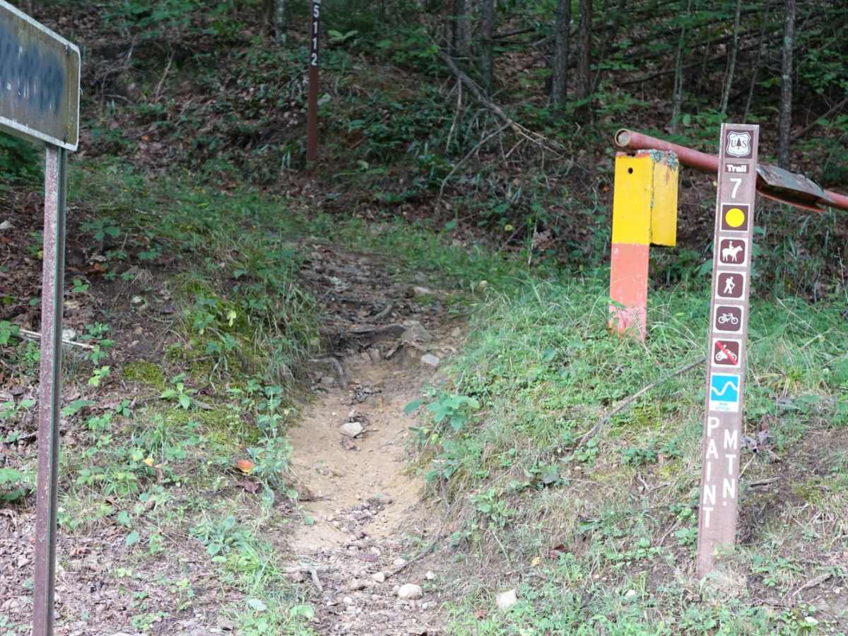 Paint Mountain Road photo 6