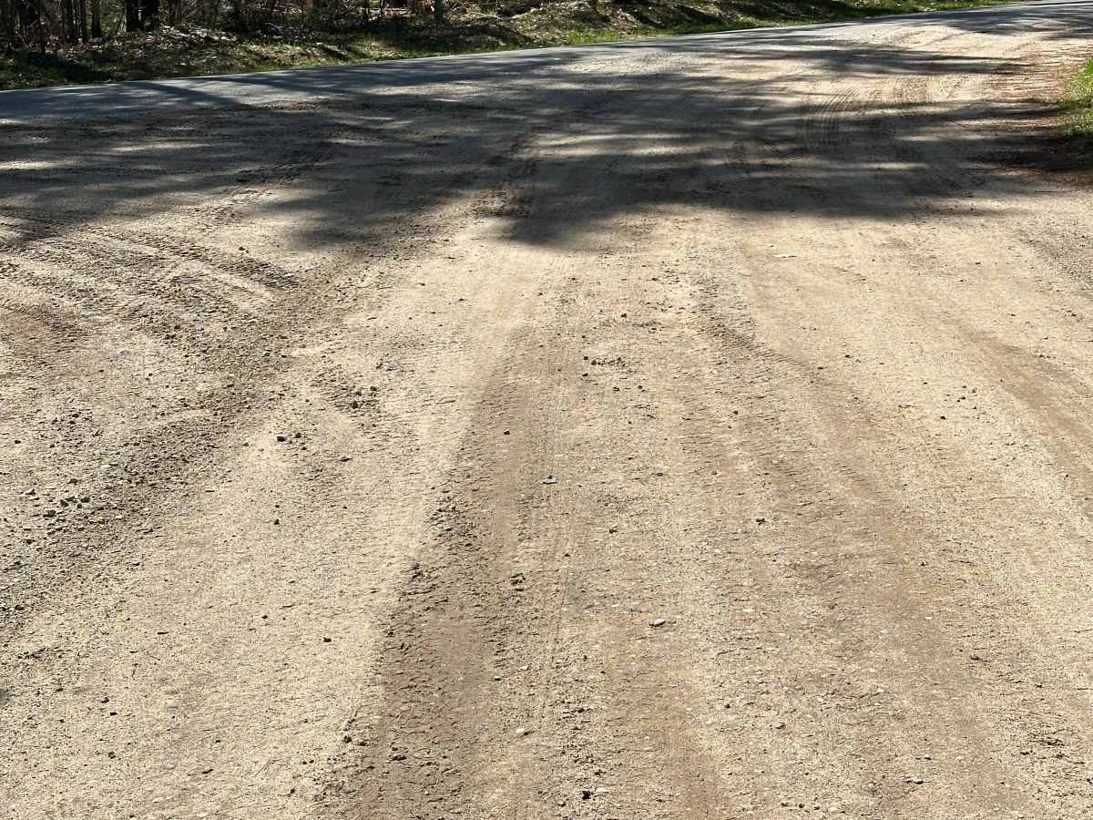 Summit Road trail photo